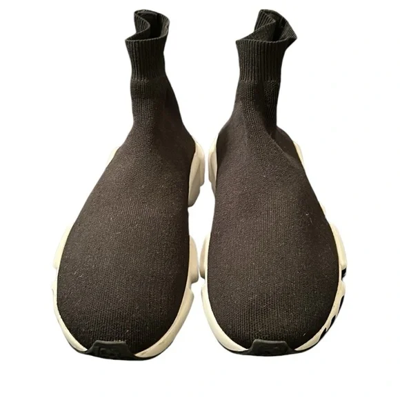 BALENCIAGA | Men’s‎ Black/White Logo Text Speed Runner Graffiti Sneakers Size 9 - Picture 9 of 12